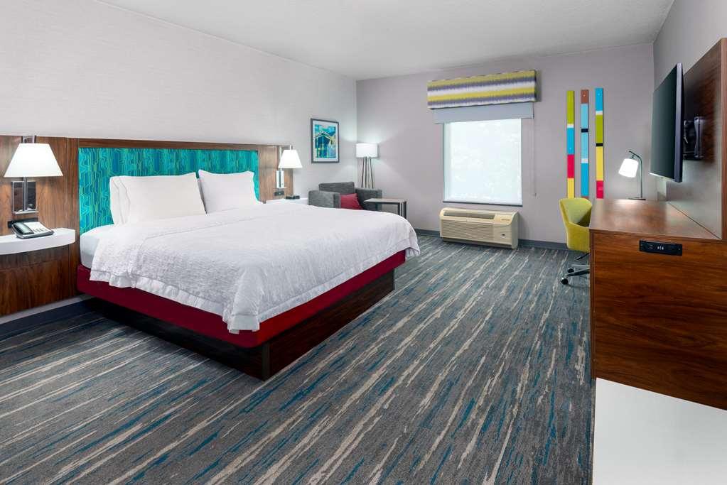 Hampton Inn And Suites Hartford/Farmington Room photo